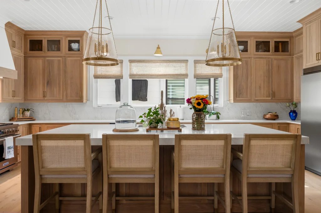 Oakmont — Hunter Douglas Provenance woven wood shades
