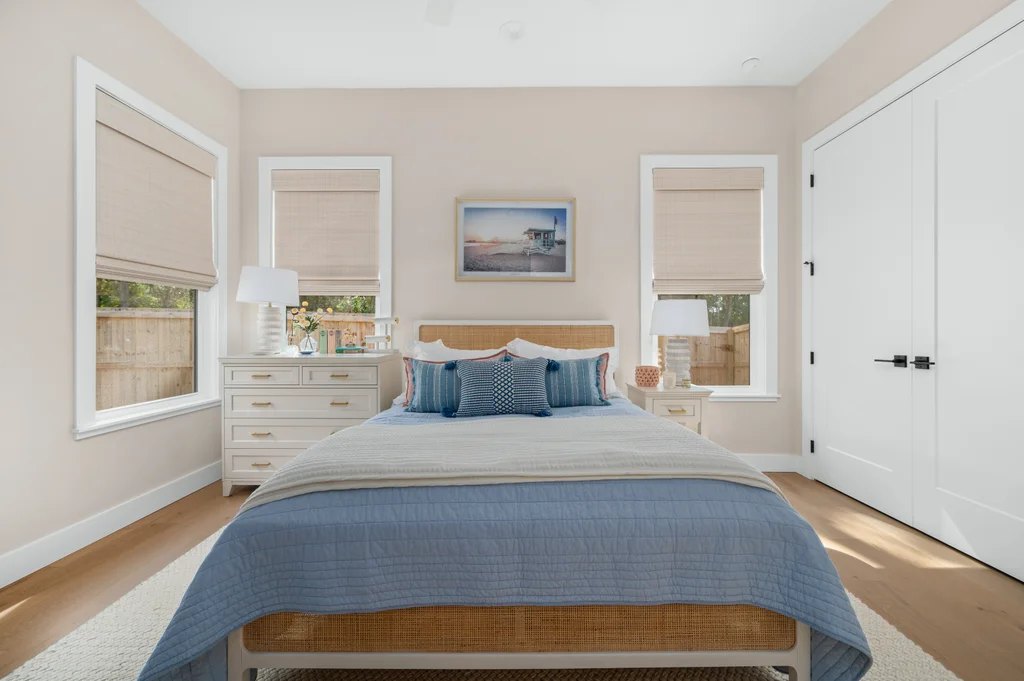 Oakmont — Hunter Douglas Provenance woven wood shades