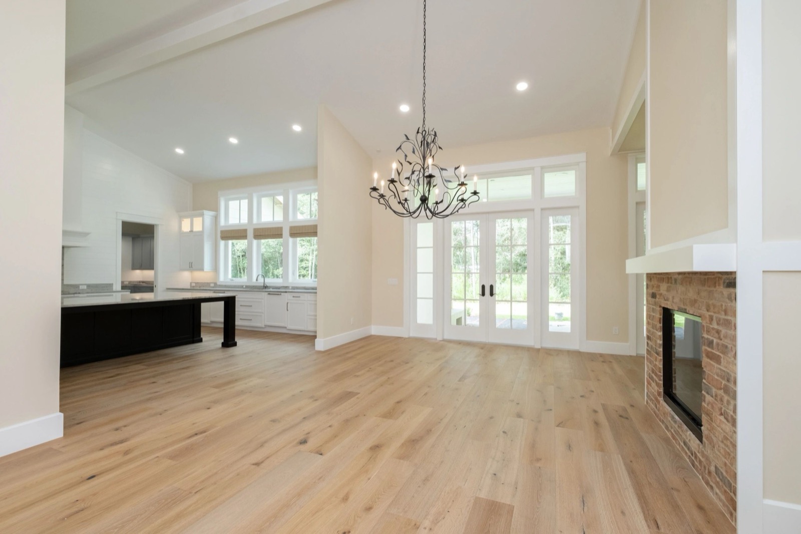 Wexford Cottage — Hunter Douglas Provenance woven wood shades
